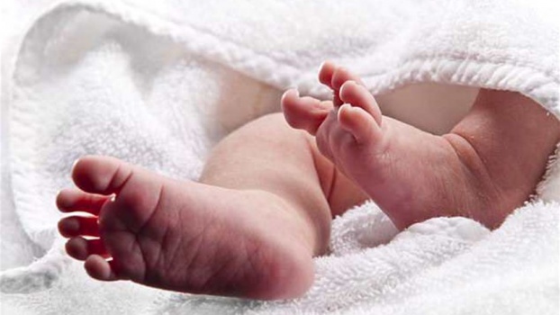 قتلت طفليها الحديثي الولادة... وهذا ما فعلته بالجثتين!