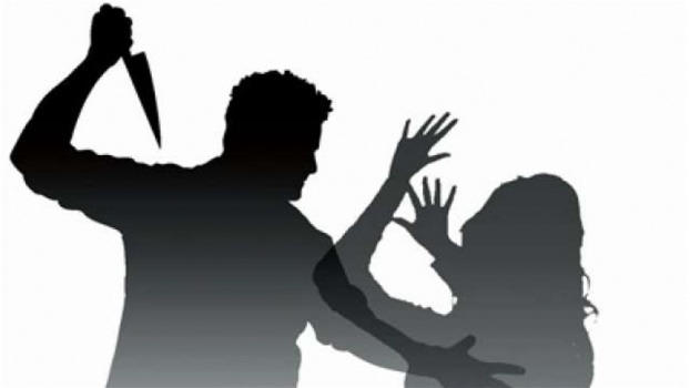 في اليمن... شاب قتل أمه وآخر ذبح شقيقته داخل المحكمة