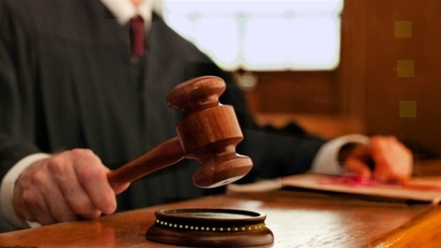 الحكم بالإعدام على سيدة عربية دفعتها الغيرة إلى قتل صديقتها