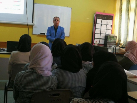 وقائي جنين ينظم محاضرة حول الإستخدام الآمن للإنترنت ومخاطر الإبتزاز الإلكتروني لطالبات مدرسة الخنساء في بلدة السيلة الحارثية
