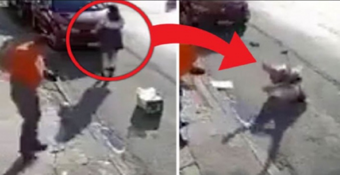فيديو| 'شبح' خفي يدفع فتاةً بعنف في الشارع وتسقط بشكلٍ مروّع!