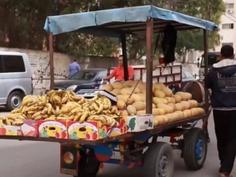شرطة غزة: سنسحب مكبرات الصوت من الباعة