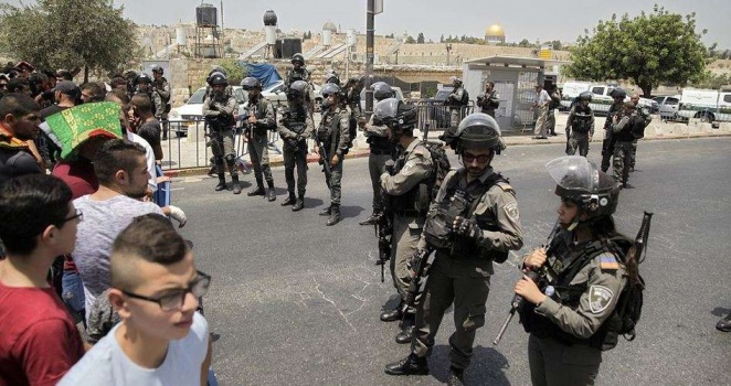 الجمعة الثالثة من رمضان: الاحتلال يحوّل القدس لثكنة عسكرية