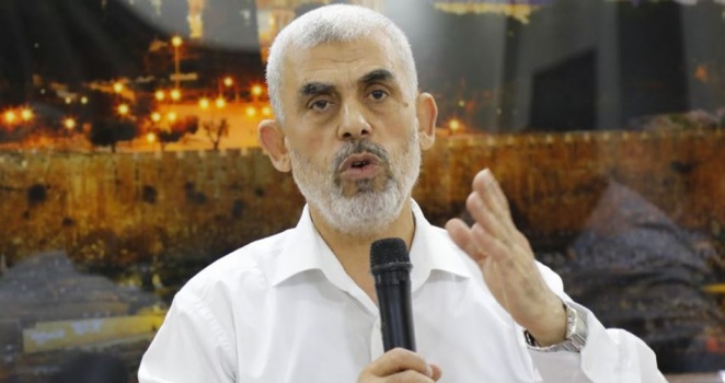 السنوار: الاحتلال تراجع عن عقد صفقة لتبادل الأسرى