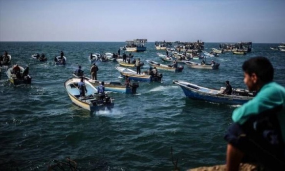 حظر الدخول والصيد في بحر غزة حتى إشعار آخر
