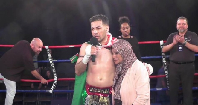 الفلسطيني رامي زيدان يُتوج بلقب بطولة العالم للكيك بوكسينغ