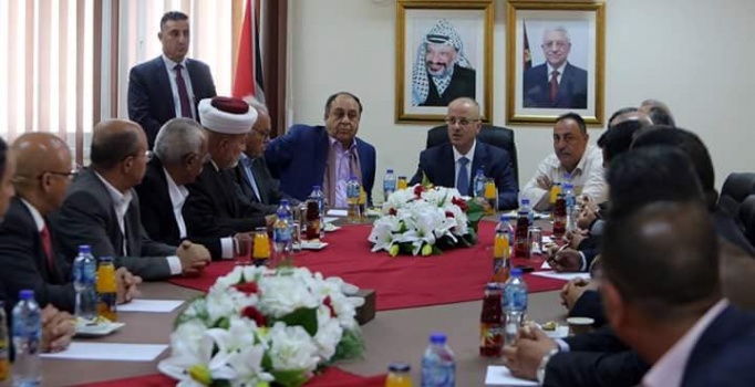 الحمد الله يجتمع بفعاليات ومدراء المؤسسة الامنية في محافظة جنين