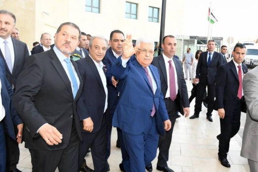 الرئيس يجري مراجعة لعمليته