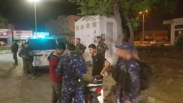 بالصور..الشرطة تشرع بحملة على المركبات والدراجات غير القانونية في جنين