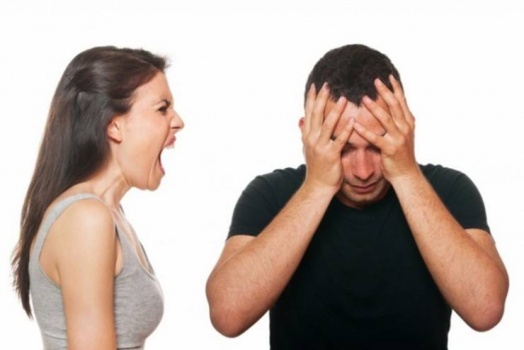 دراسة أميركية تجيب عن سؤال: هل النساء 'نكديات'؟