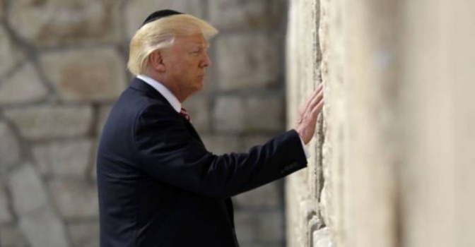 هل سيحضر ترامب افتتاح السفارة الامريكية بالقدس؟