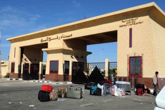 157 مغربياً في طريقهم الى غزة