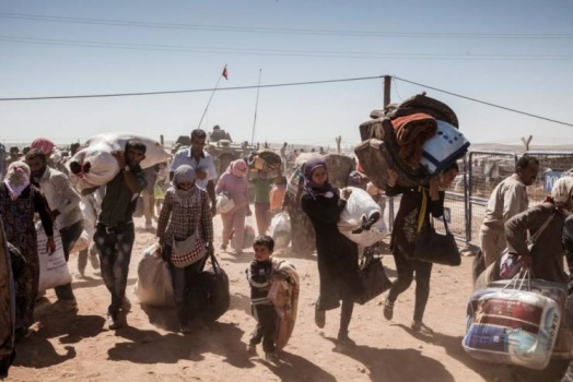 إسرائيل: لن نسمح بمرور السوريين الفارين إلى أراضينا