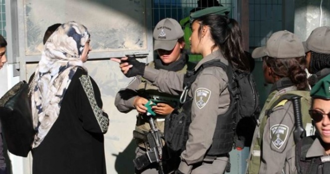 الاحتلال يعتقل مواطنة على حاجز بيت لحم