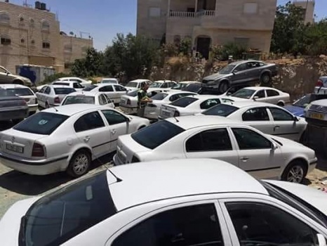 الشرطة تحجز 85 مركبة خاصة لتحميلها ركاب مقابل أجرة