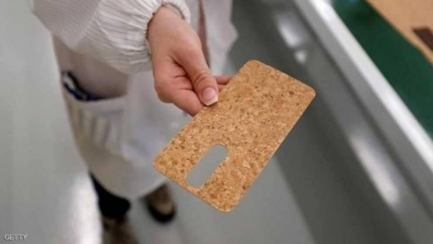هاتف ذكي جديد مصنوع من 'مادة غريبة'