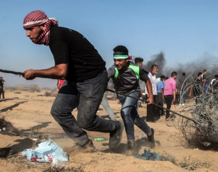 الغزيون يستعدون لـ جمعة حقوق اللاجئين