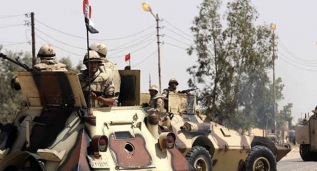الجيش المصري يقتل 40 مسلحا جنوب رفح