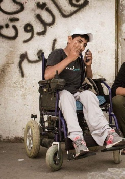 الخليل: استشهاد شاب متأثرا بإصابته برصاص الاحتلال