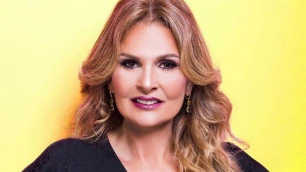 صورتان ليسرا على البحر تخطفان الأنظار... شاهدوا كيف كانت قبل 22 عاماً