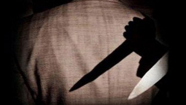 مراهقة عربية تنهي حياة والدها بأفظع الطرق... ما الذي دفعها الى ذلك؟