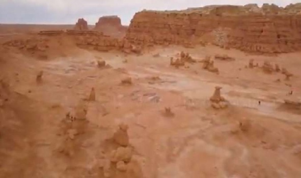 فيديو| ما قصة هذه الصخور التي تشبه &ldquo;العفاريت&rdquo;؟