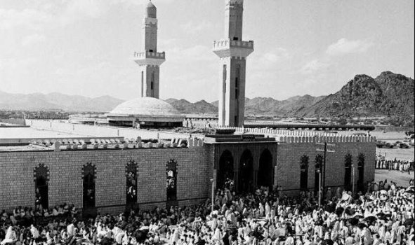 هنا ألقى النبي محمد خطبة الوداع.. وهذه قصة "مسجد نمرة"