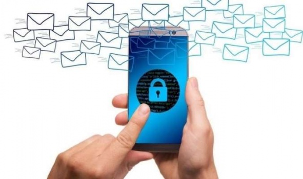 7 علامات تدل على أن هناك من يتجسس على هاتفك!