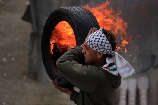 الغزيون يستعدون لجمعة الحرية والحياة