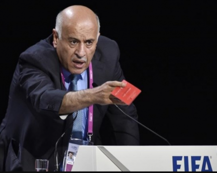 بسبب ميسي- الفيفا يوقف الرجوب لمدة عام