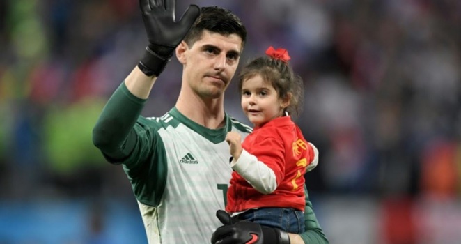 رسميًّا: كورتوا ينتقل من تشلسي لريال مدريد
