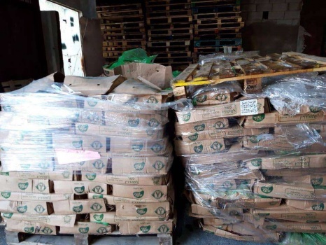 بالصور..ضبط 5 أطنان أرز وسكر وعصائر و 12 طن مفرزات فاسدة في بلدة الرام