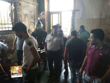 الدفاع المدني يخمد حريقا بمسجد في نابلس