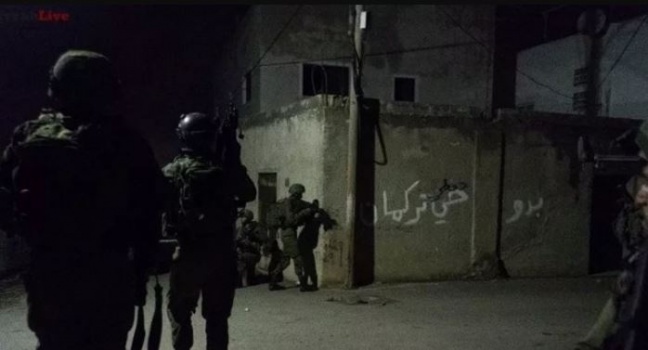 اعتقال شابين من طولكرم ورام الله