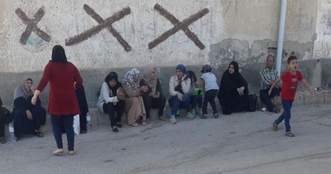 فلسطينيون يناشدون فتح معبر رفح