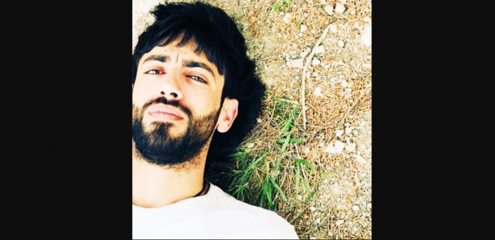 صور : مصرع شاب بحادث طرق ذاتي بدراجة نارية