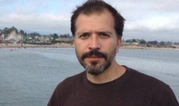 صور| العثور على نجم شهير جثة هامدة في منزل والده