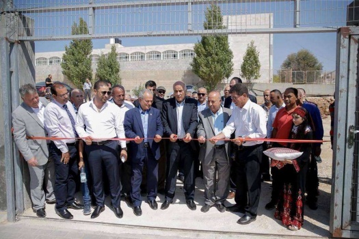 الرجوب يفتتح ملعبا لكرة القدم في سلواد شمال رام الله