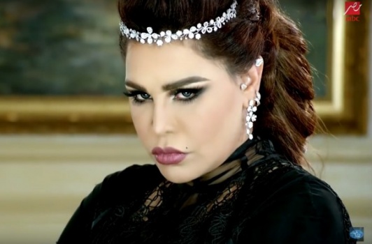 فيديو.. أحلام لجُمهورها: شايفيني فيل.. أنا حلوة وسمبتيك