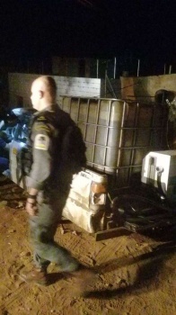 صور: الأمن الوقائي يغلق نقطتي تهريب محروقات في الخليل