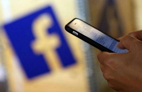 نابلس: اعتقال شاب ابتز فتاة بصورها مقابل المال
