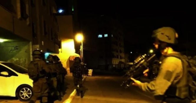 الاحتلال ينشر كتيبتين اضافيتين بالضفة خوفا من منفذ عملية "بركان"