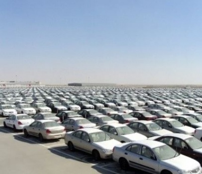 الجمارك تنفي رفع الرسوم على المركبات المستوردة