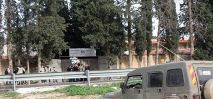 الاحتلال يقرر إغلاق مدرسة ثانوية بنابلس بشكل كامل
