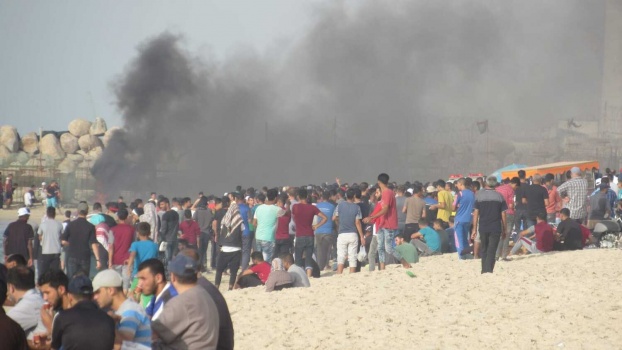 بالصور...10 إصابات بقمع الاحتلال الحراك البحري شمال قطاع غزة