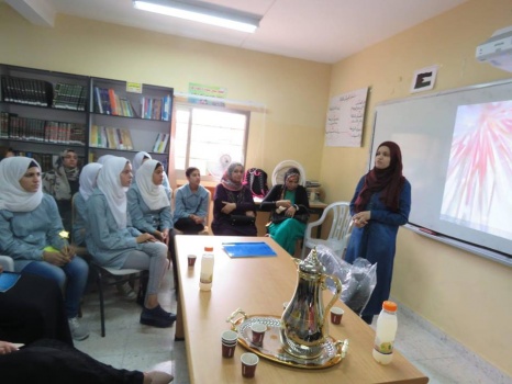 وقائي جنين ينظم محاضرة حول الإستخدام الآمن للإنترنت ولمواقع التواصل لطالبات مدرسة الجديدة الثانوية