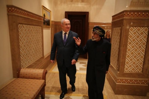 فتح تُهاجم عُمان بعد زيارة نتنياهو: تطبيع علني مجاني