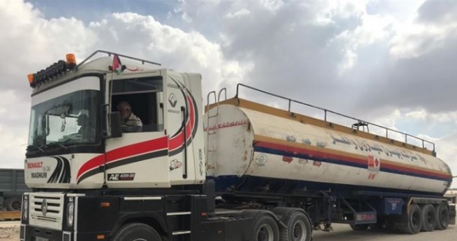 الوقود القطري يصل غزة