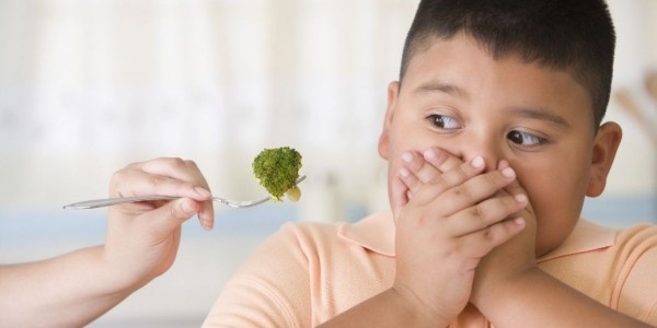 فيديو: هل يجب أن أخضع طفلي إلى حمية غذائية؟