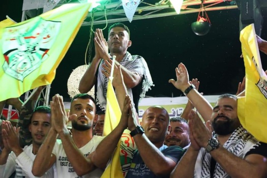 بالصور...أمضى 17 عاماً في سجون الاحتلال... استقبال حاشد للأسير المحرر يحيى زبيدي في مخيم جنين